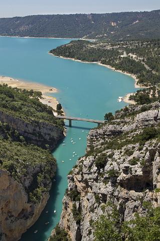 072 Sainte Croix Meer met begin Gorges du Verdon.jpg